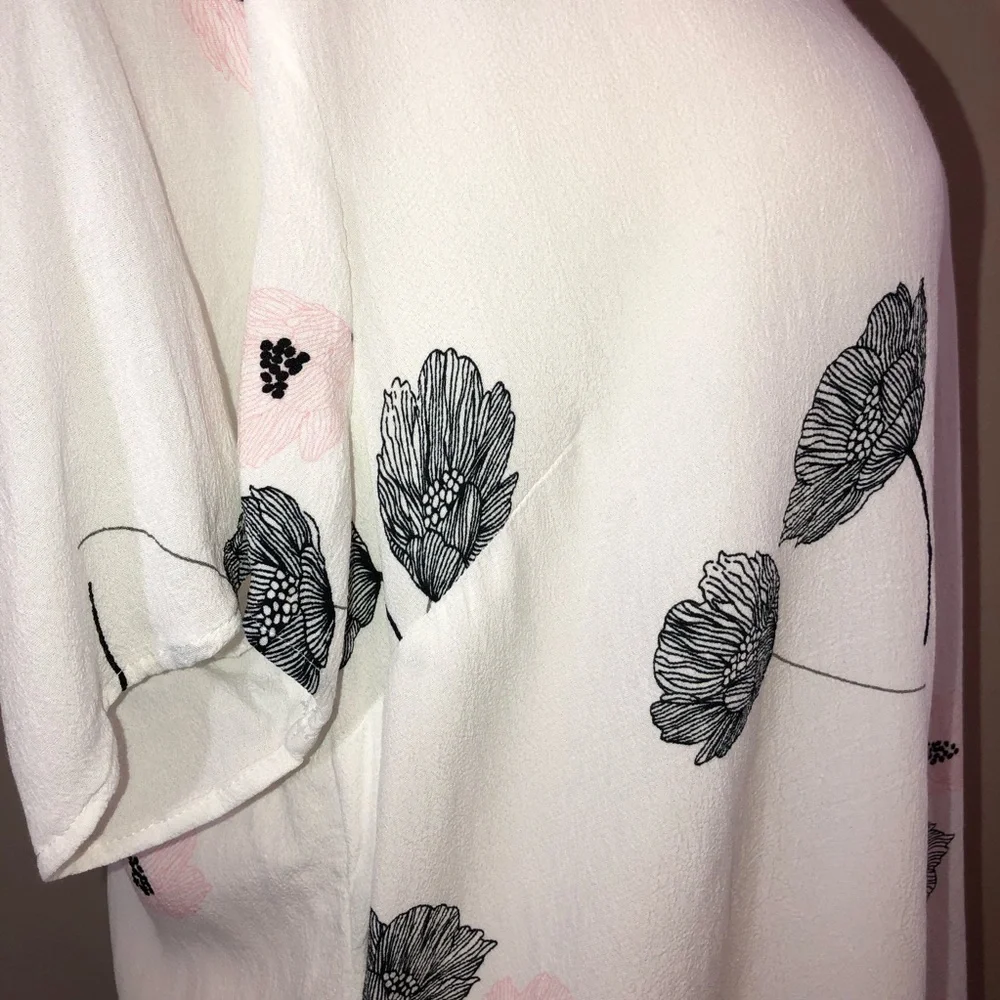 PALE SKY White Poppy Floral Print Short Sleeve Blouse Sz XL - Picture 5 of 11